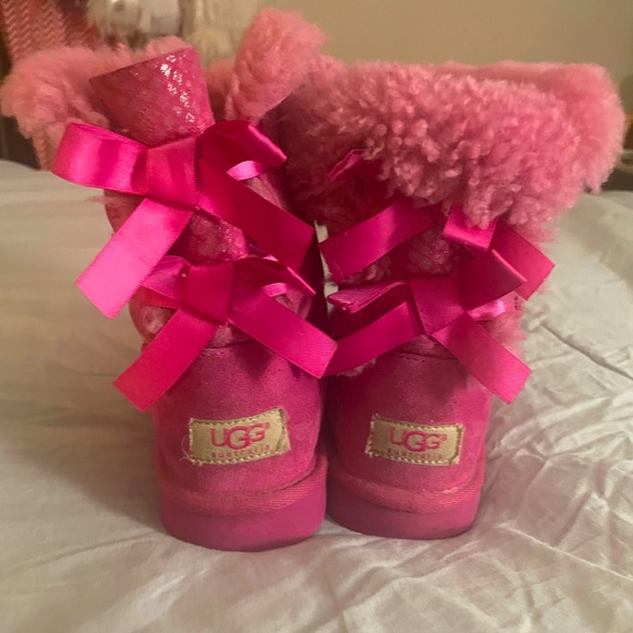 UGG Other - Pink Bow UGG’s
